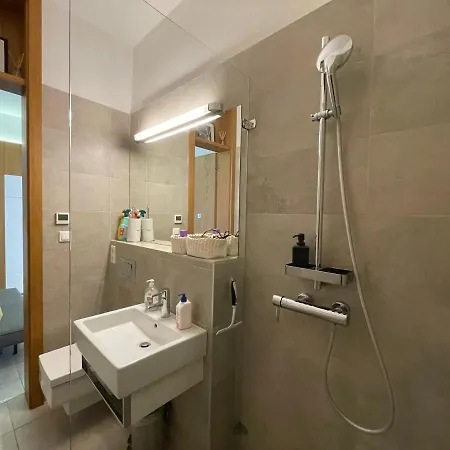 Stylish In The Center With Air Conditioning Apartment Budapest