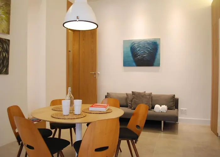 Appartement Stylish In The Center With Air Conditioning
